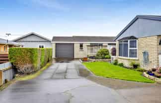 6 Manse Street, Hawera
