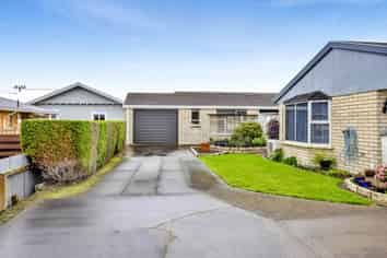 6 Manse Street, Hawera