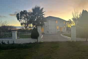 Manawatu / Whanganui - Address withheld