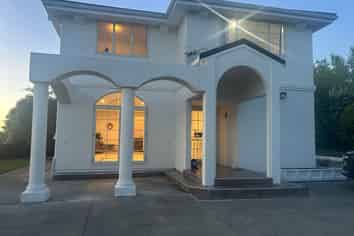 Manawatu / Whanganui - Address withheld