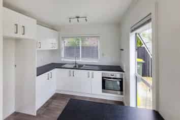 5/7 Koromiko St, New Lynn