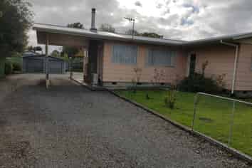 18 Hogg Cres, Masterton