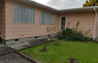 18 Hogg Cres, Masterton