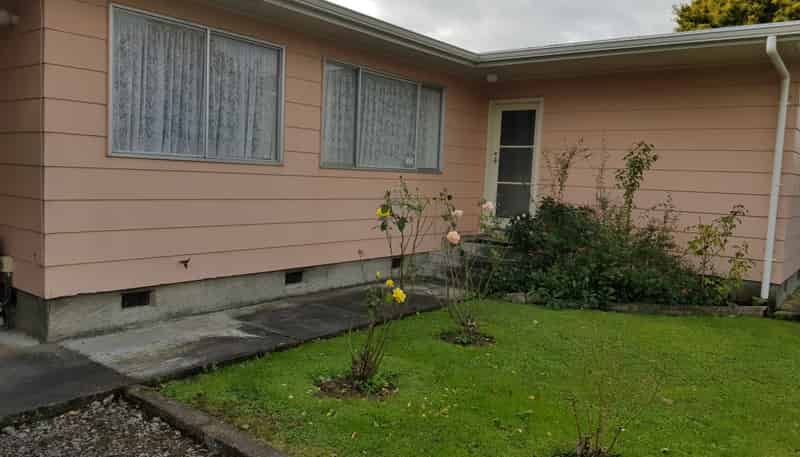 18 Hogg Cres, Masterton