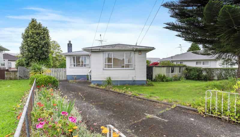 19 Tawa Crescent, Manurewa