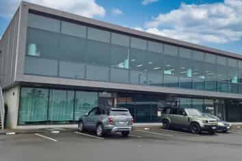PRIME GROUND FLOOR 112M² RETAIL/OFFICE
