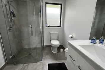 32 Rose Berry Crescent, Flagstaff