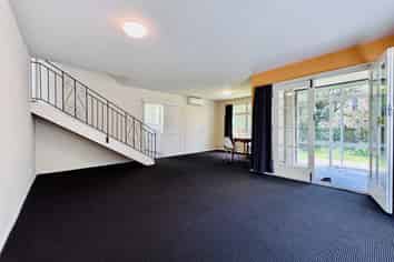 2/12 Lothian Street, Ilam