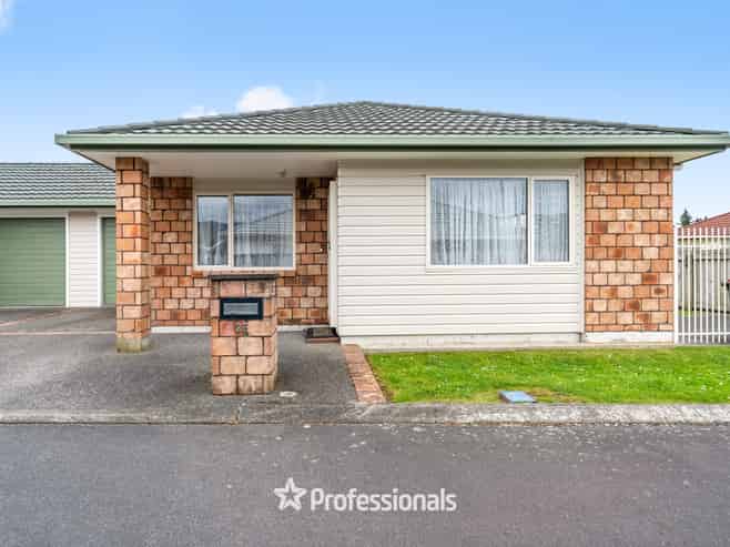26 Woodland Mews, Wainuiomata