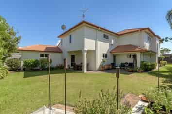 24 Kiriwai Place, Matua