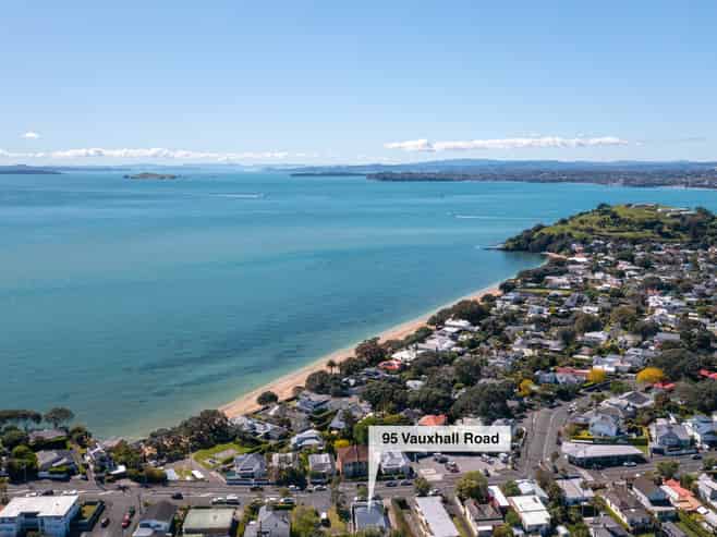 95 Vauxhall Road, Devonport