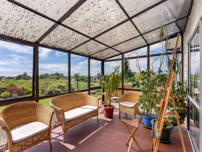 63 Queens Road, Waikanae Beach