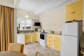 33 James Street, Inglewood