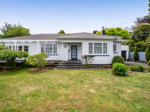 33 James Street, Inglewood