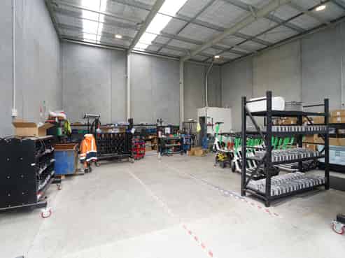 Hands Off Investment in Popular Complex