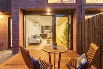2/50B Murray Place, Merivale