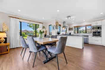 17 Macnean Drive, East Tamaki Heights