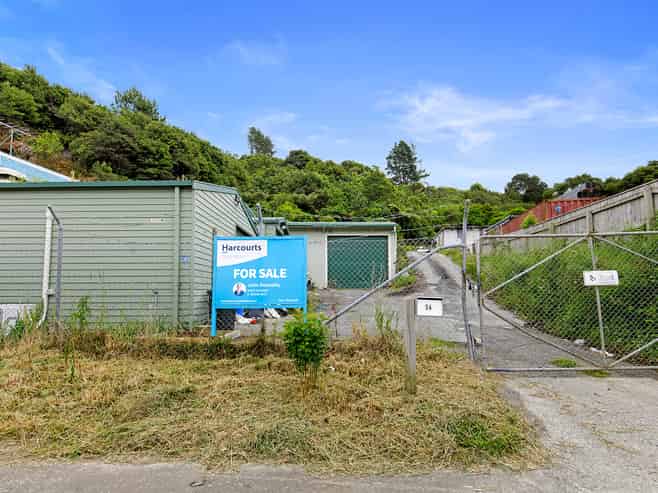 Warehousing. Offices. Large Land. Liquidation Sale