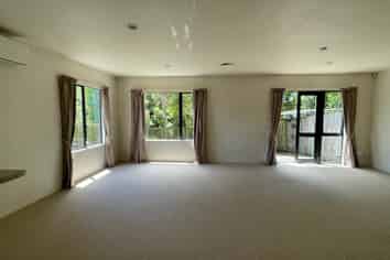 2/2 Sunnydale Place, Albany