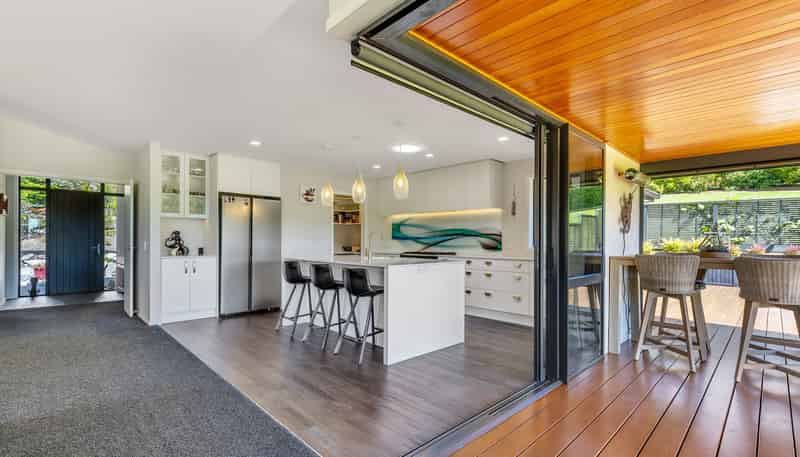 130 Ridgeview Road, Redwood Valley
