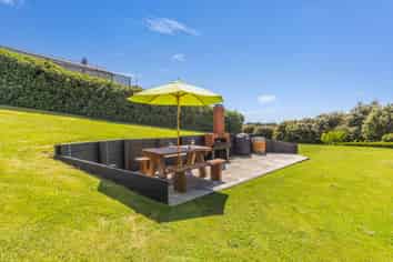 130 Ridgeview Road, Redwood Valley