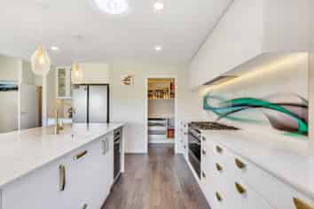 130 Ridgeview Road, Redwood Valley