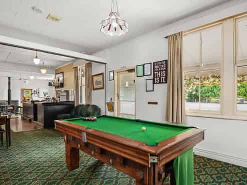 Lauder Hotel - Options Aplenty