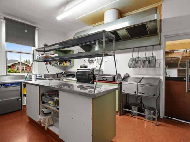 Lauder Hotel - Options Aplenty