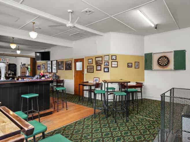 Lauder Hotel - Options Aplenty