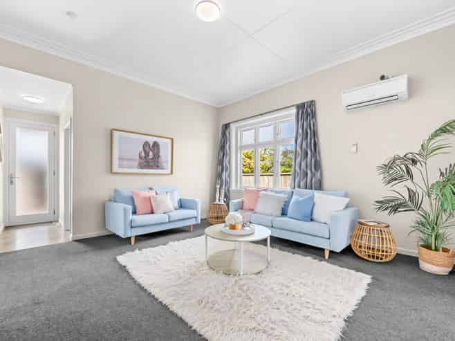 43 Biddle Crescent, Taita