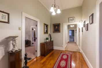 28 Bracken Avenue, Epsom