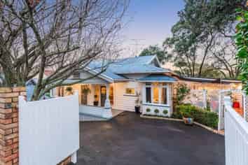 28 Bracken Avenue, Epsom
