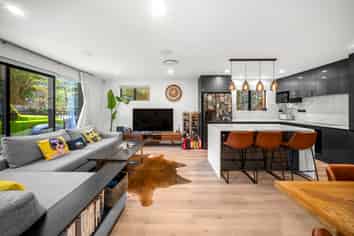 25F Oteha Valley Road, Northcross