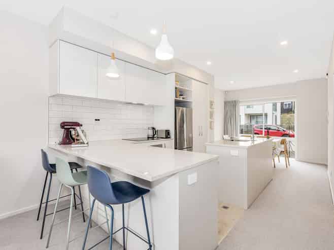 34 Koreke Close, Porirua