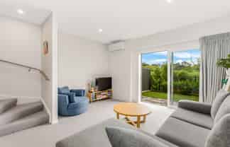 34 Koreke Close, Porirua