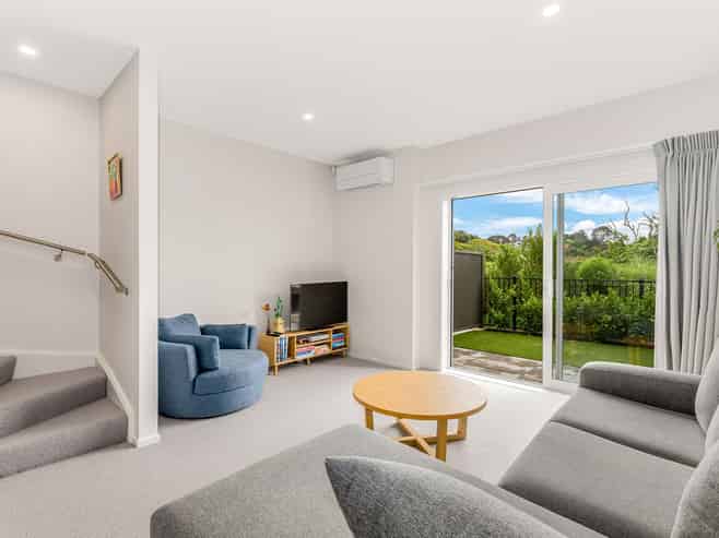 34 Koreke Close, Porirua