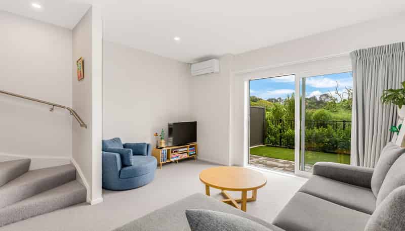 34 Koreke Close, Porirua