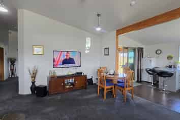 711B La Fontaine Road, Harihari