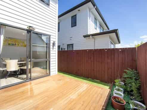 6/684 Te Atatu Road, Te Atatu Peninsula