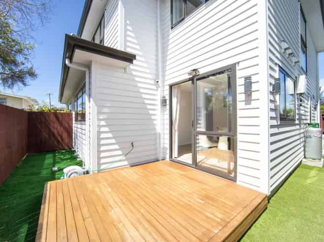 6/684 Te Atatu Road, Te Atatu Peninsula