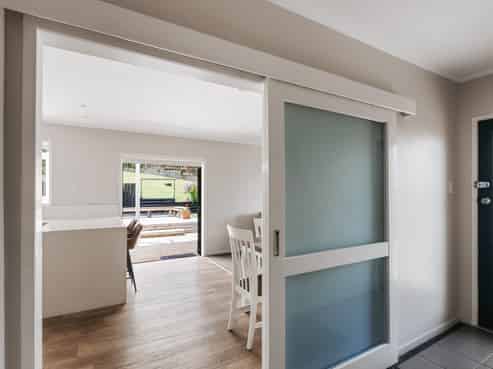 8 Highfield Crescent, Brookfield