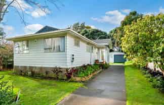 32 Yearsley Place, Manurewa