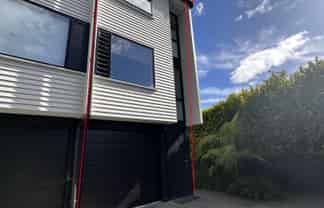 8/4165 Great North Road, Glen Eden