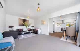 2/15 Alpha Street, Papakura