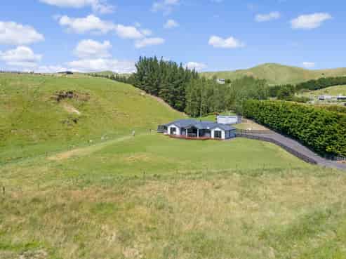 263 Millars Road, Carterton