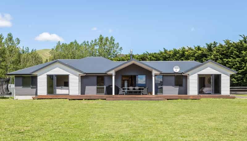 263 Millars Road, Carterton