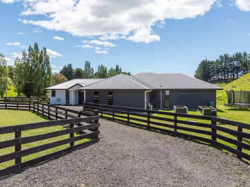 263 Millars Road, Carterton