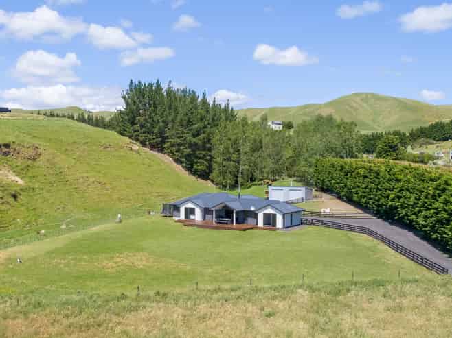 263 Millars Road, Carterton