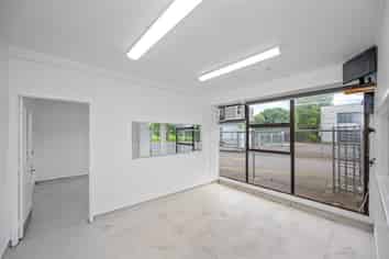 High Stud East Tamaki Warehouse | 2,638 m2