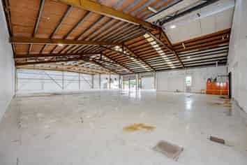 High Stud East Tamaki Warehouse | 2,638 m2